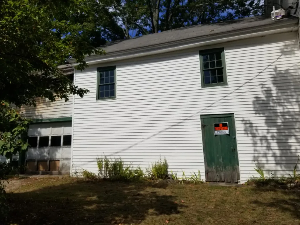 109 Oak Street Bath ME 04530
