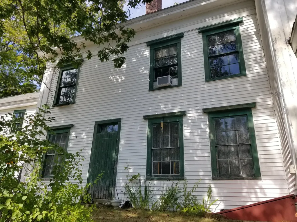 109 Oak Street Bath ME 04530