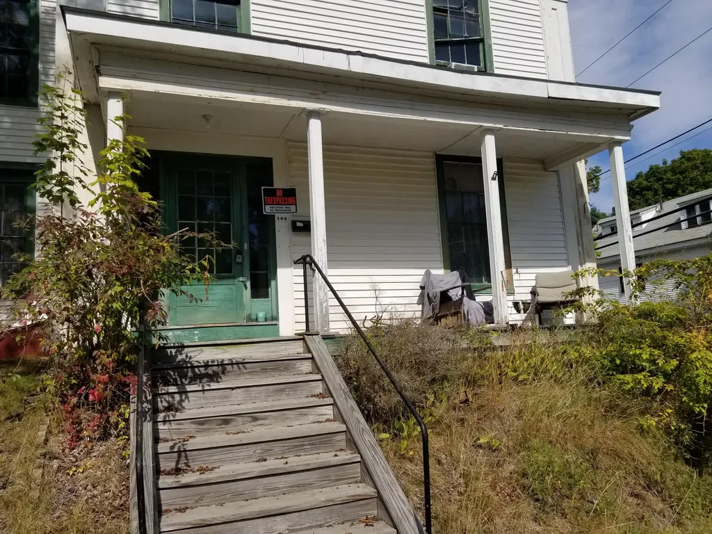 109 Oak Street Bath ME 04530
