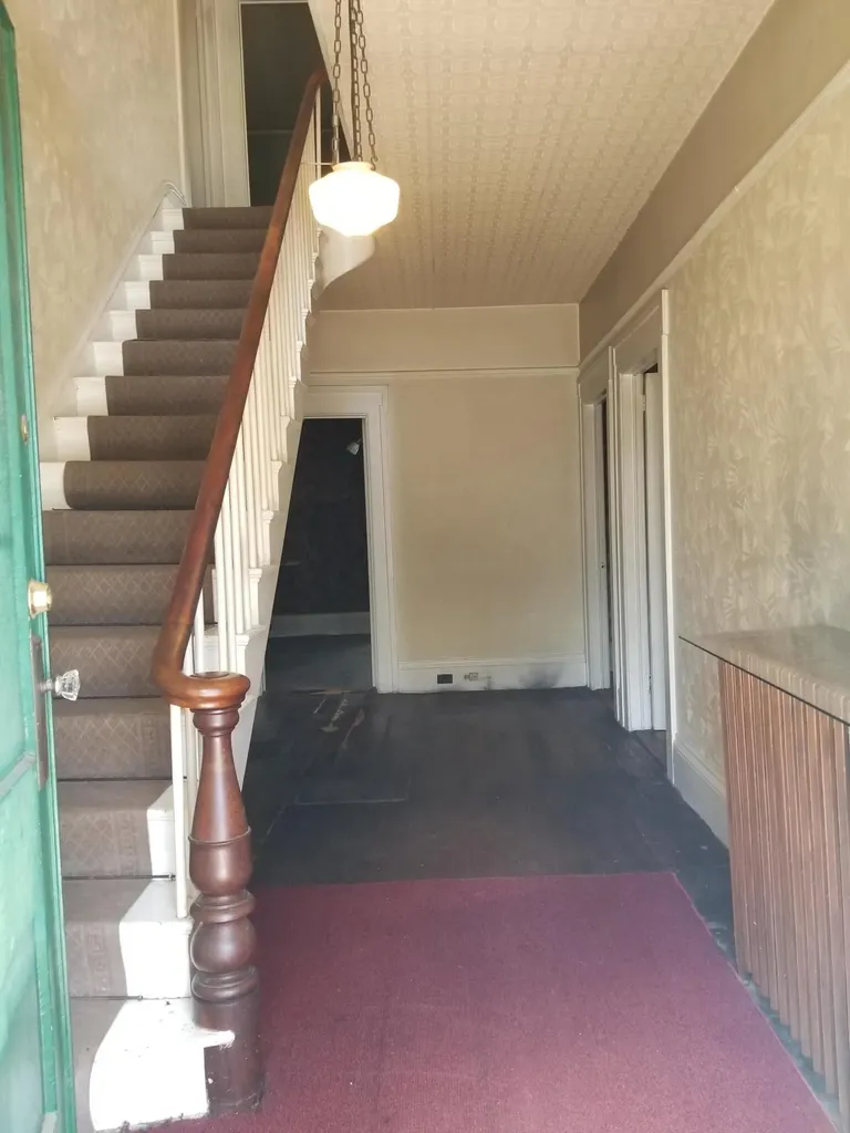 109 Oak Street Bath ME 04530