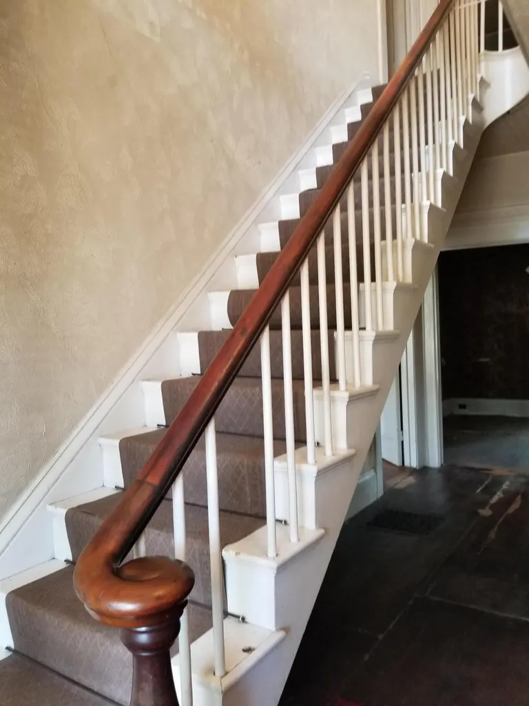 109 Oak Street Bath ME 04530