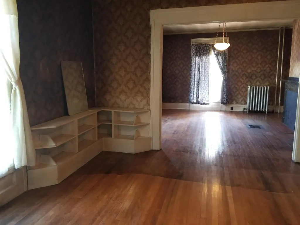 109 Oak Street Bath ME 04530