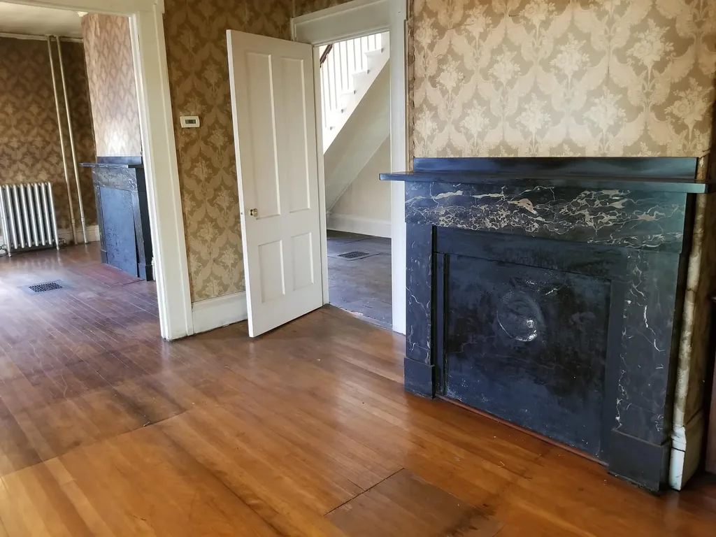 109 Oak Street Bath ME 04530