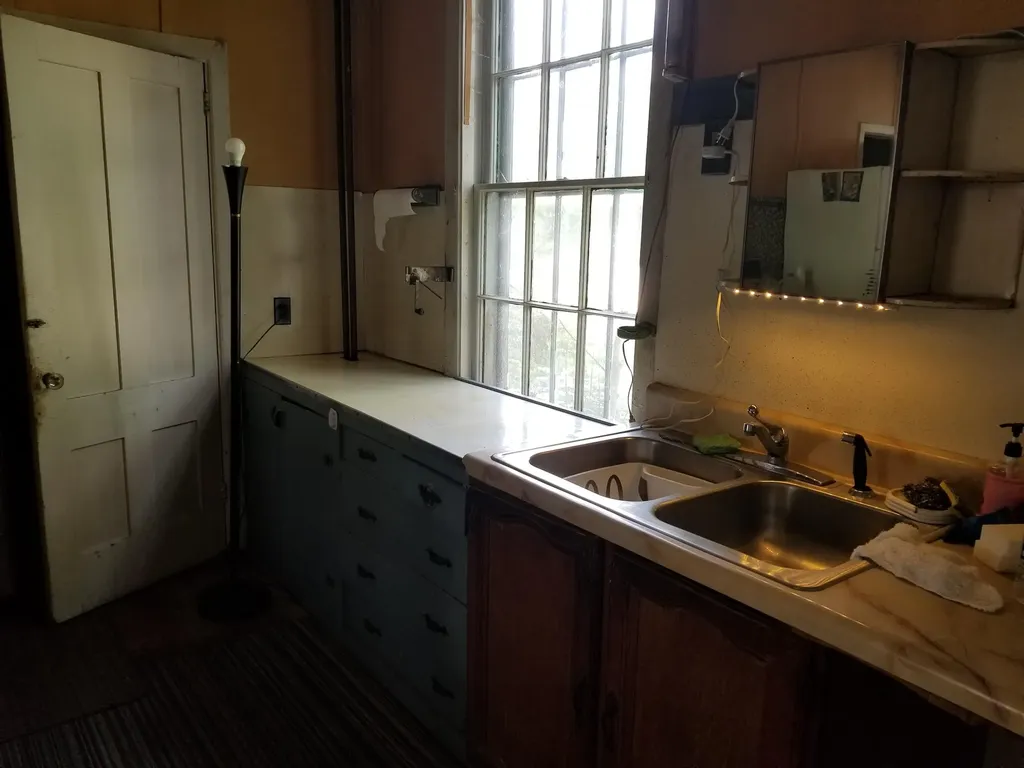 109 Oak Street Bath ME 04530