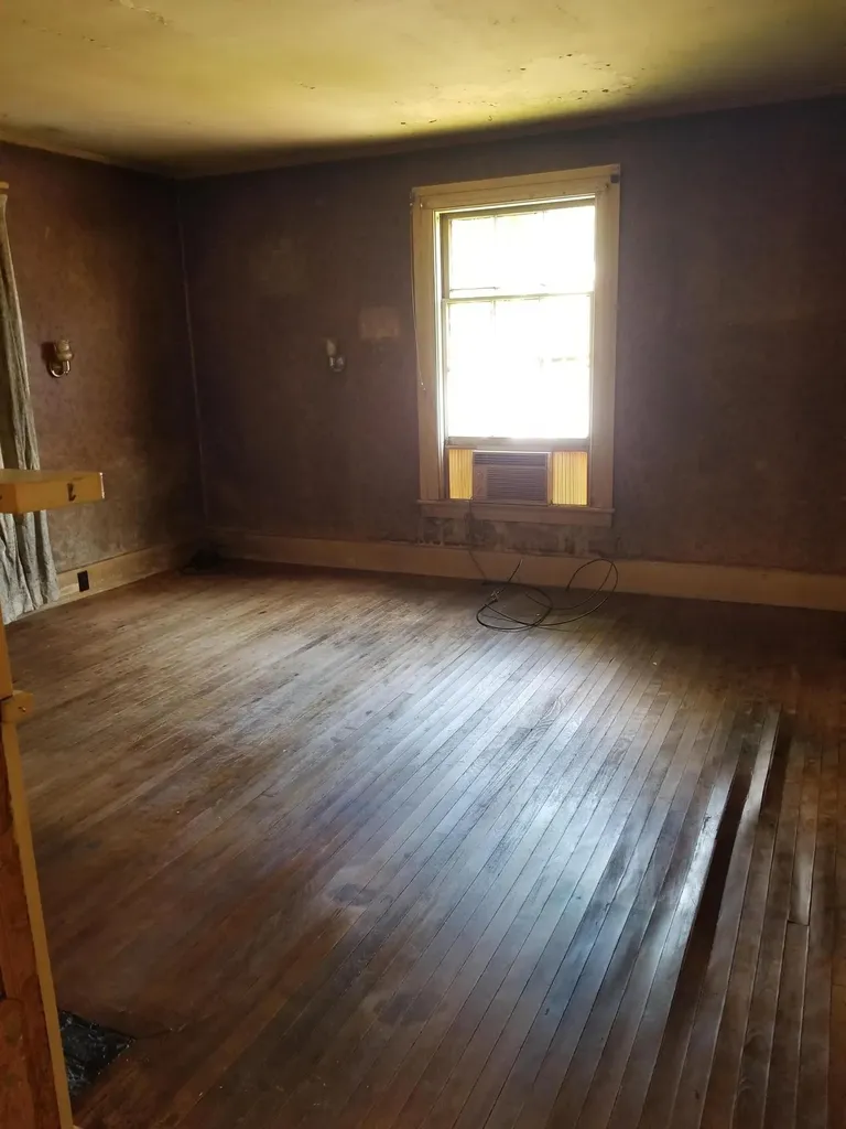 109 Oak Street Bath ME 04530