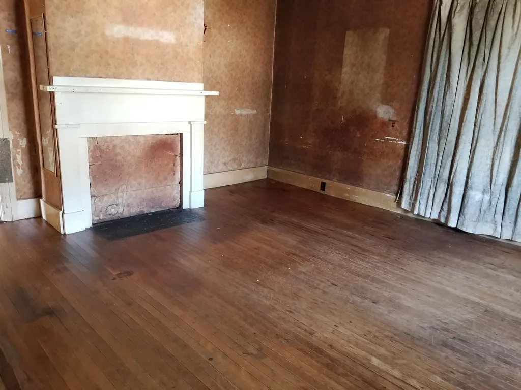 109 Oak Street Bath ME 04530
