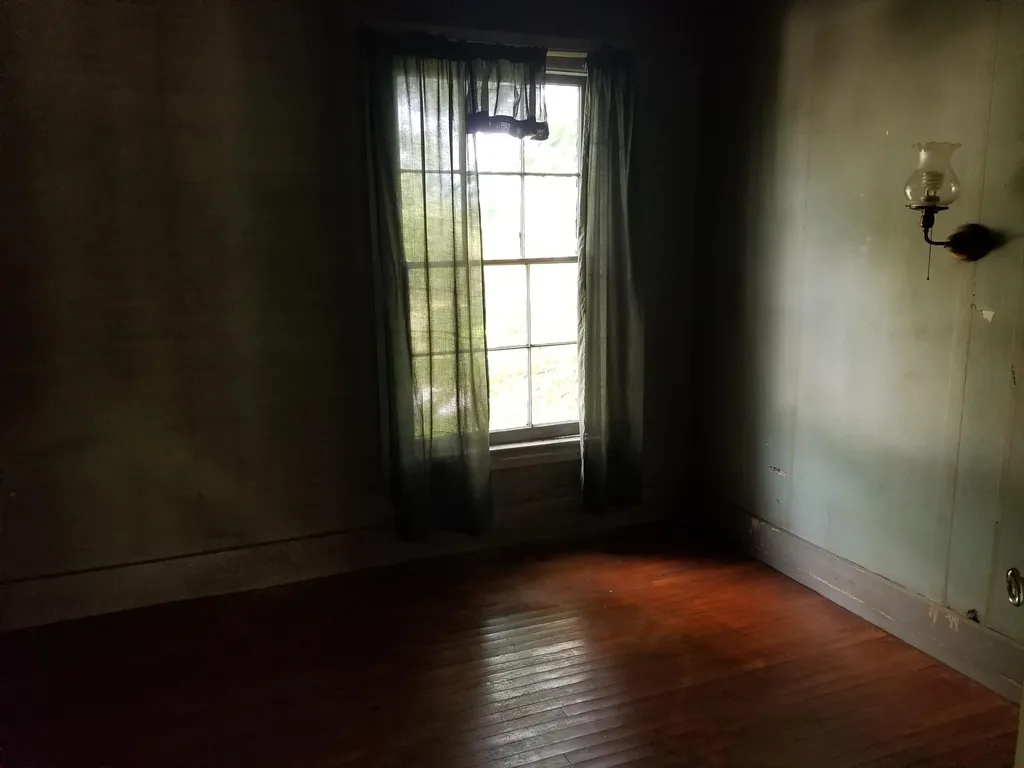 109 Oak Street Bath ME 04530