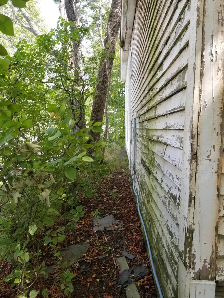 109 Oak Street Bath ME 04530