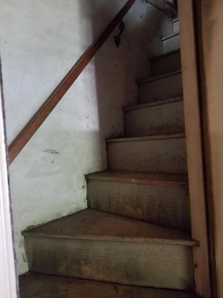 109 Oak Street Bath ME 04530