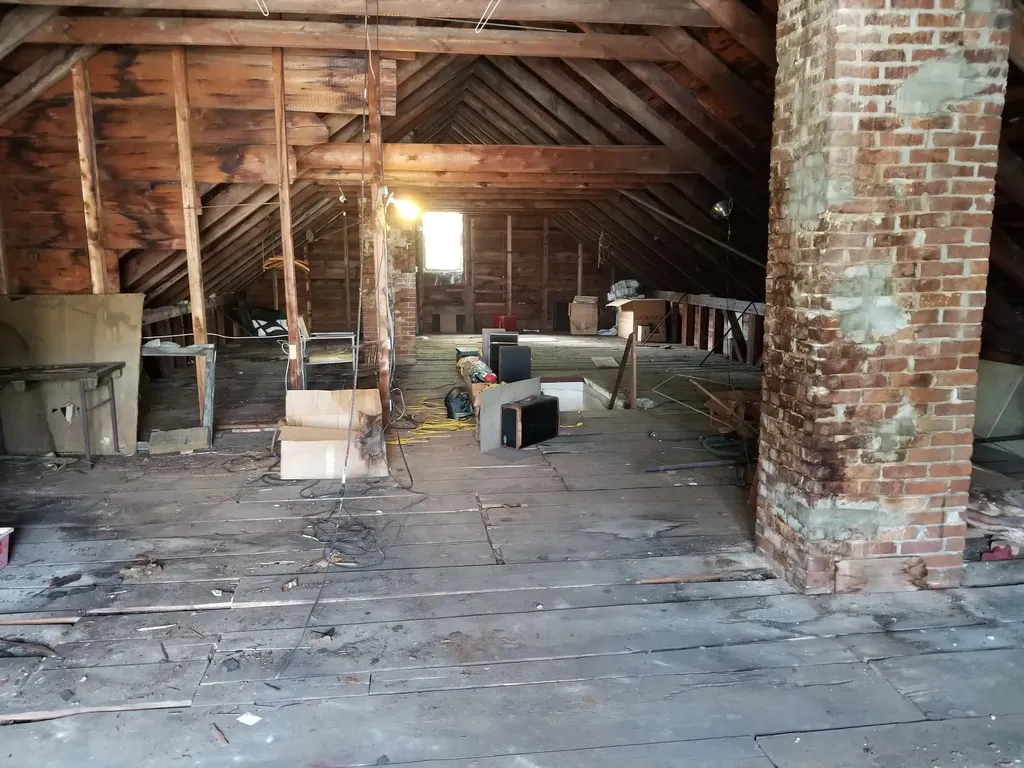 109 Oak Street Bath ME 04530
