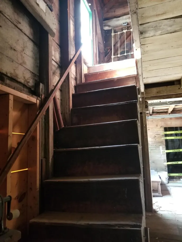 109 Oak Street Bath ME 04530