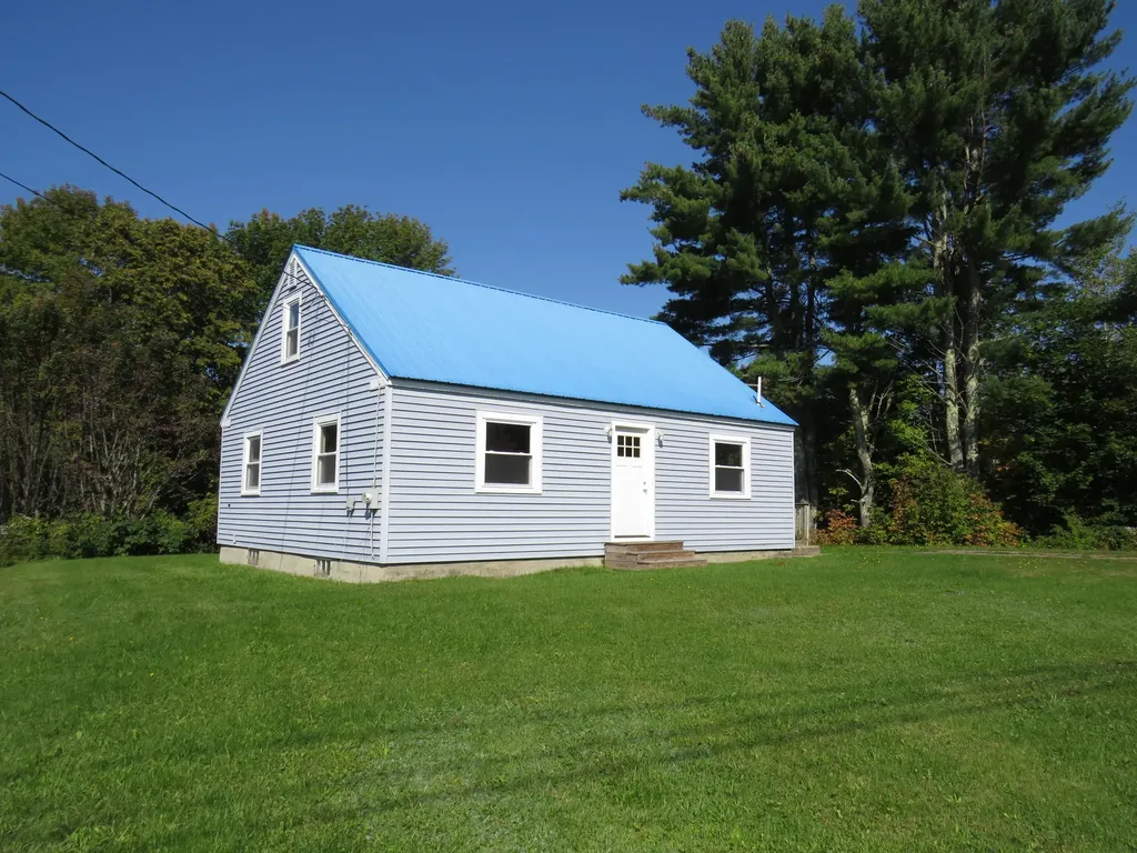 70 Barrett Hill Road Union ME 04862