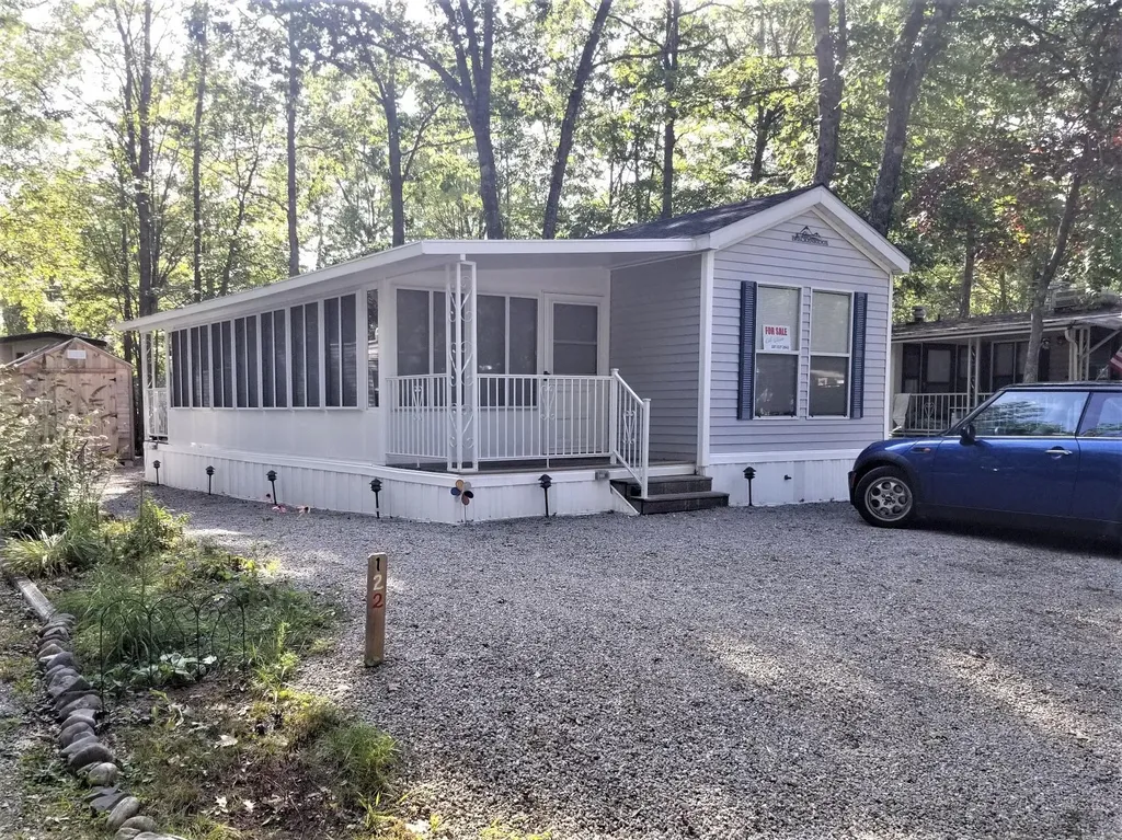 1 Robinson Way Kennebunk ME 04043
