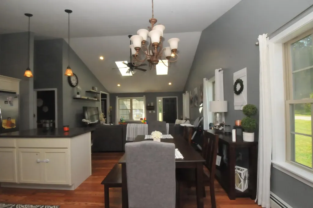 539 Lebanon Road Winterport ME 04496