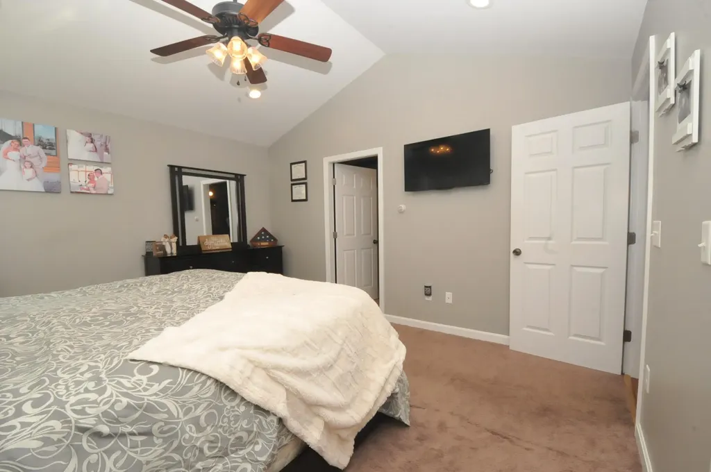 539 Lebanon Road Winterport ME 04496
