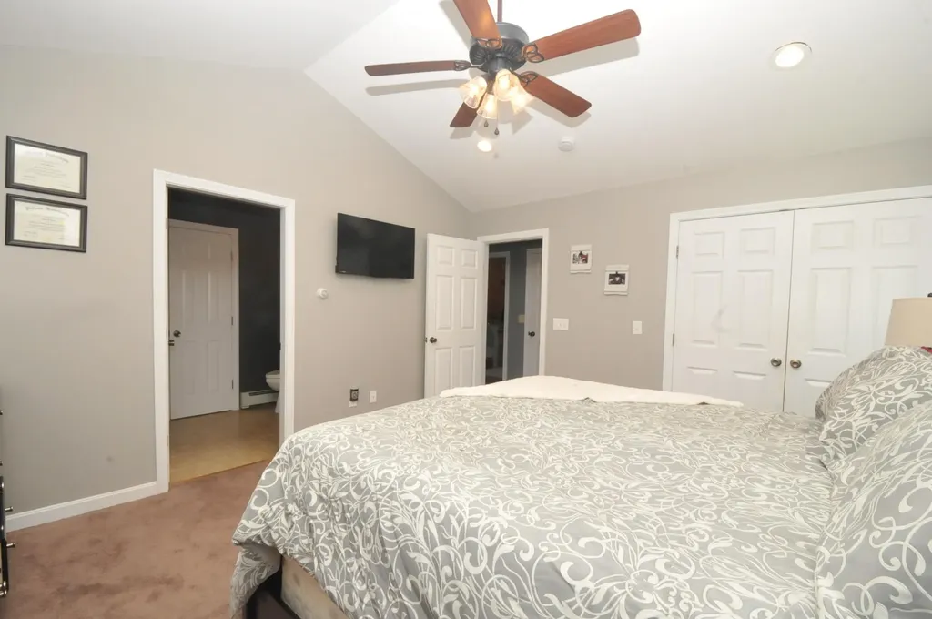 539 Lebanon Road Winterport ME 04496