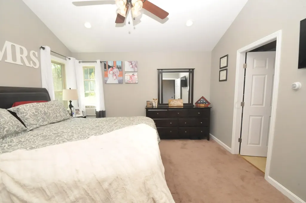 539 Lebanon Road Winterport ME 04496