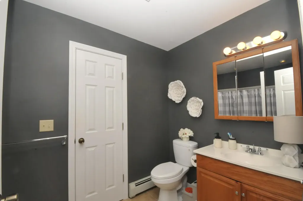 539 Lebanon Road Winterport ME 04496