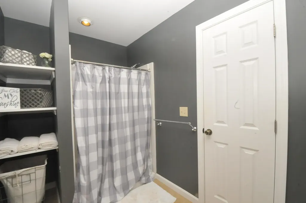 539 Lebanon Road Winterport ME 04496