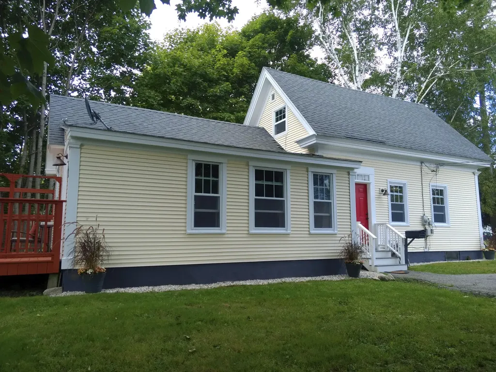 114 Spring Street Gardiner ME 04345