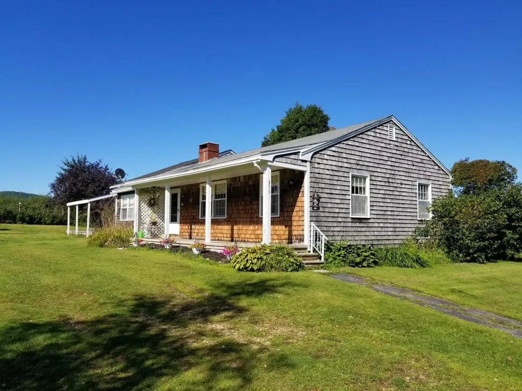 271 North Hill Road Buckfield ME 04220