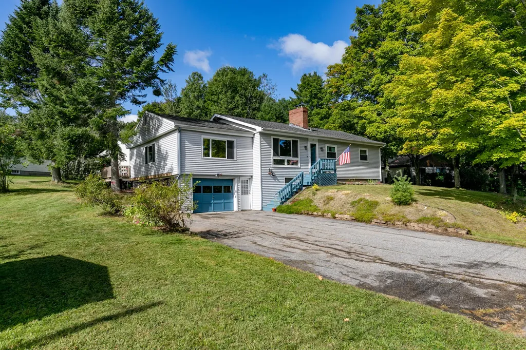 13 Dolores Street Auburn ME 04210