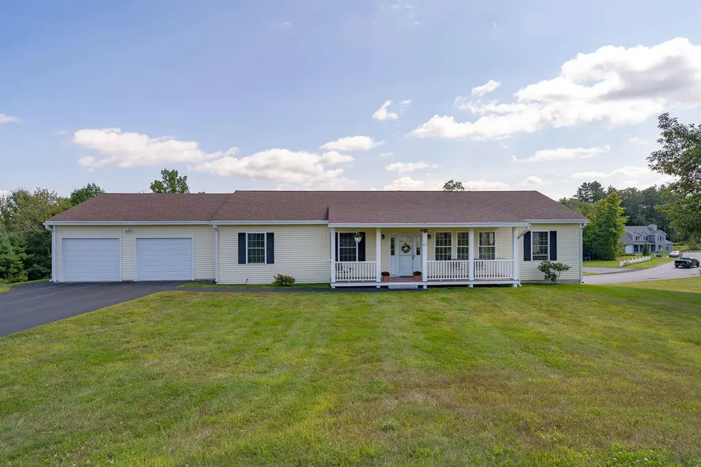 61 Cobb Farm Drive Westbrook ME 04092