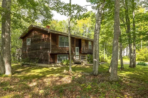 3 Red Oak Drive Rockport ME 04856