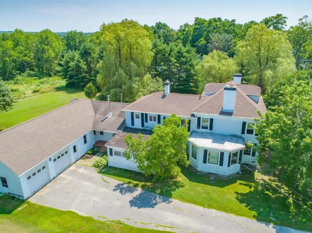 21 Ridge Road Bowdoinham ME 04008