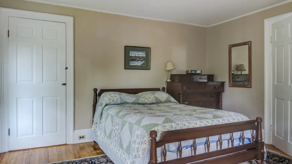 21 Ridge Road Bowdoinham ME 04008