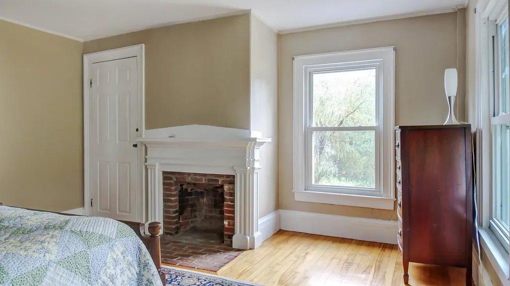 21 Ridge Road Bowdoinham ME 04008