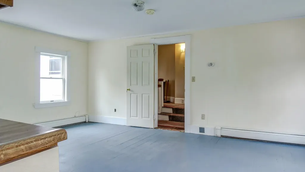21 Ridge Road Bowdoinham ME 04008