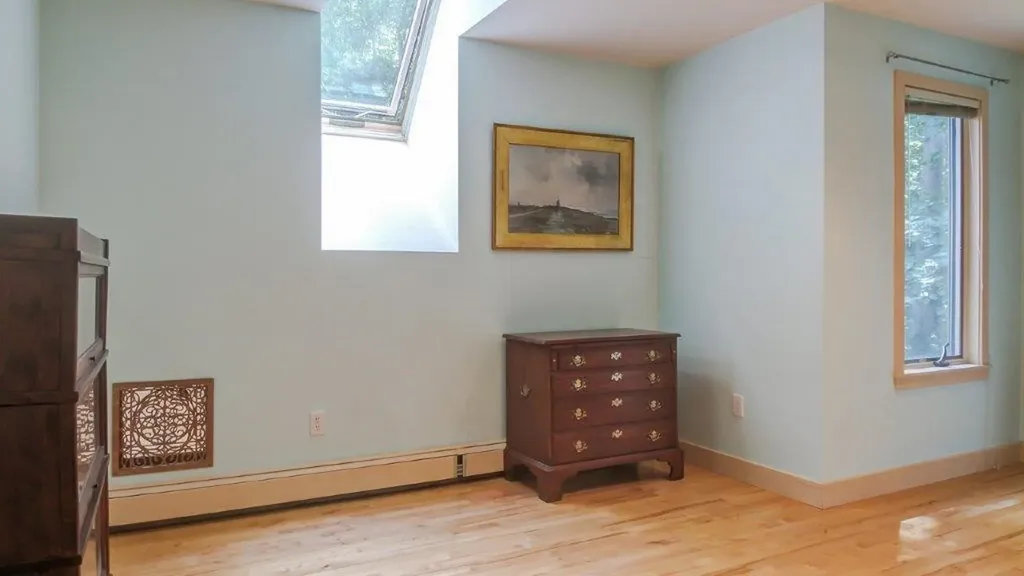 71 Oatway Lane Winthrop ME 04364