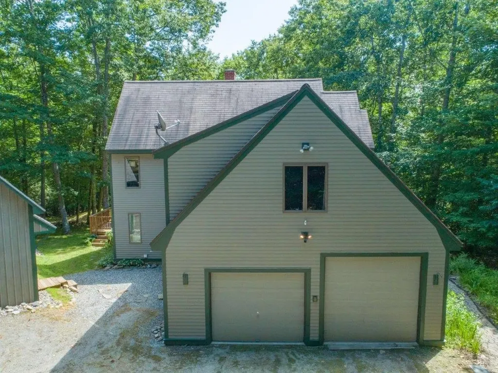 71 Oatway Lane Winthrop ME 04364