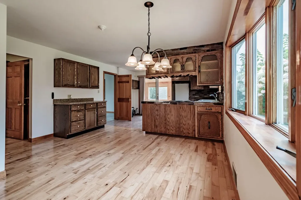 105 W Washington Road Washington ME 04574
