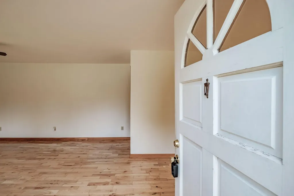 105 W Washington Road Washington ME 04574