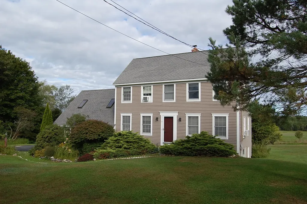 12 Rust Road Gorham ME 04038