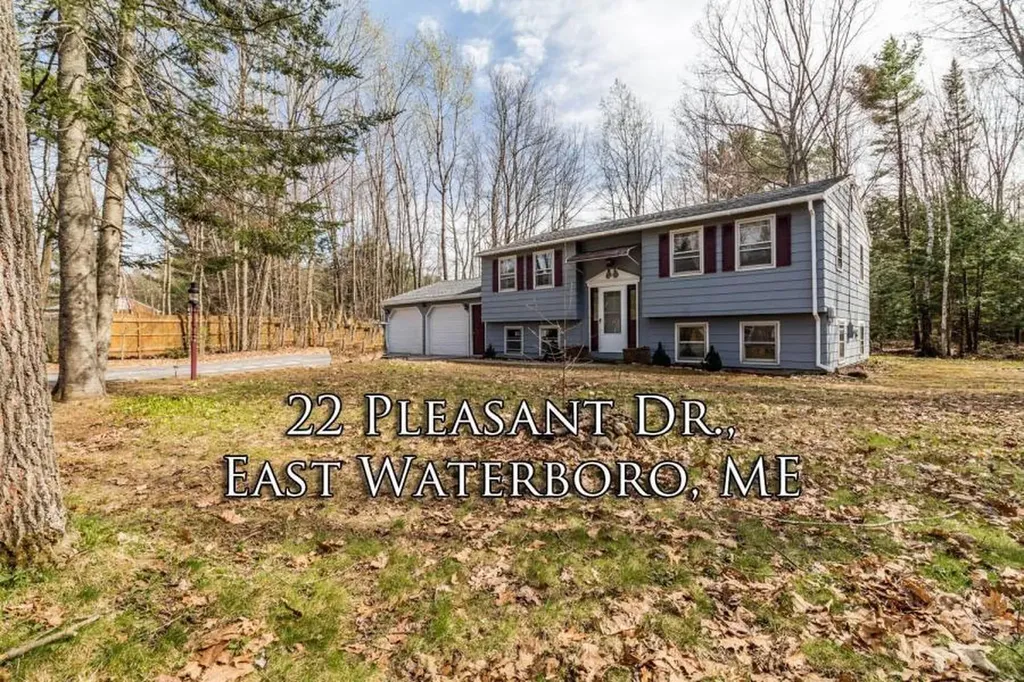 22 Pleasant Drive Waterboro ME 04030