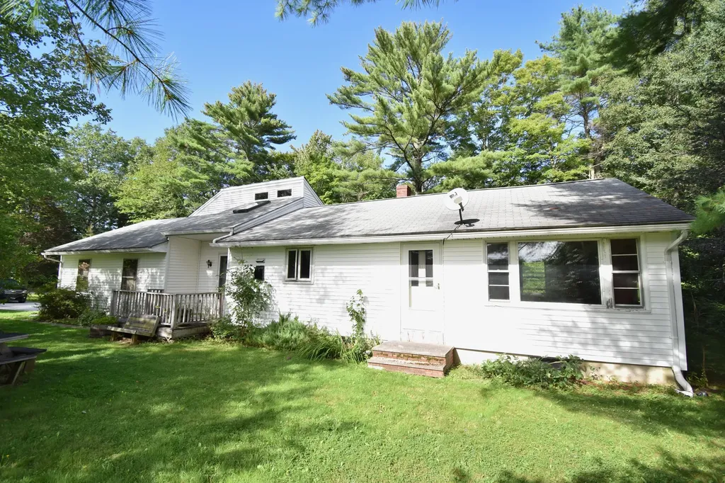 3 Varney Mill Road Windham ME 04062