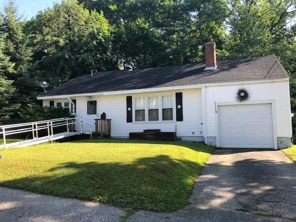 316 Franklin Street Rumford ME 04276