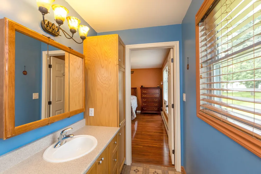 37 Olive Avenue Lewiston ME 04240