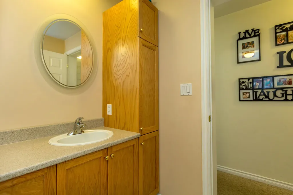 37 Olive Avenue Lewiston ME 04240