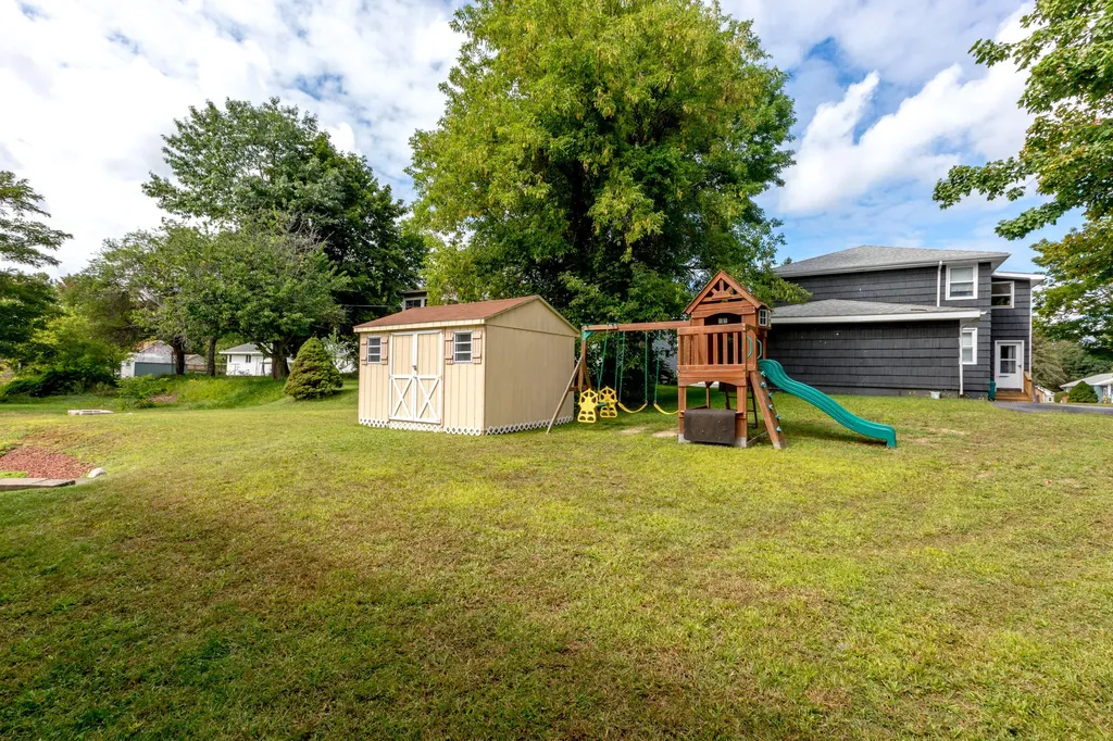 37 Olive Avenue Lewiston ME 04240