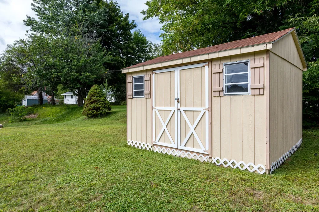 37 Olive Avenue Lewiston ME 04240