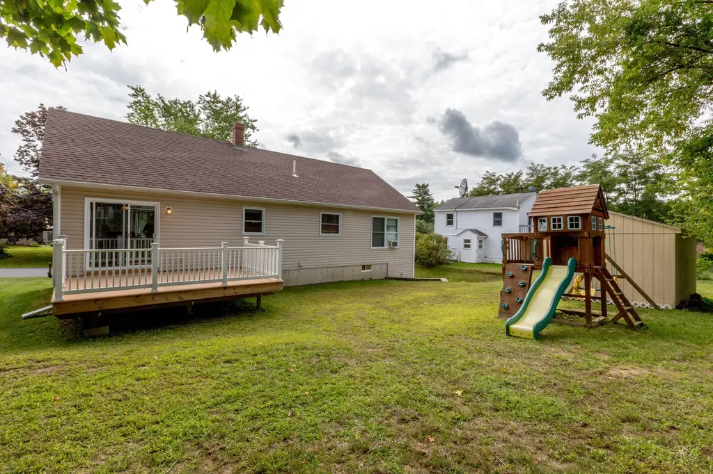 37 Olive Avenue Lewiston ME 04240