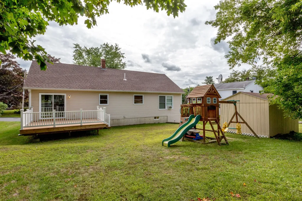 37 Olive Avenue Lewiston ME 04240