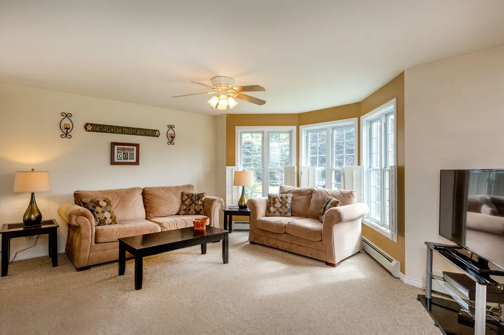 37 Olive Avenue Lewiston ME 04240