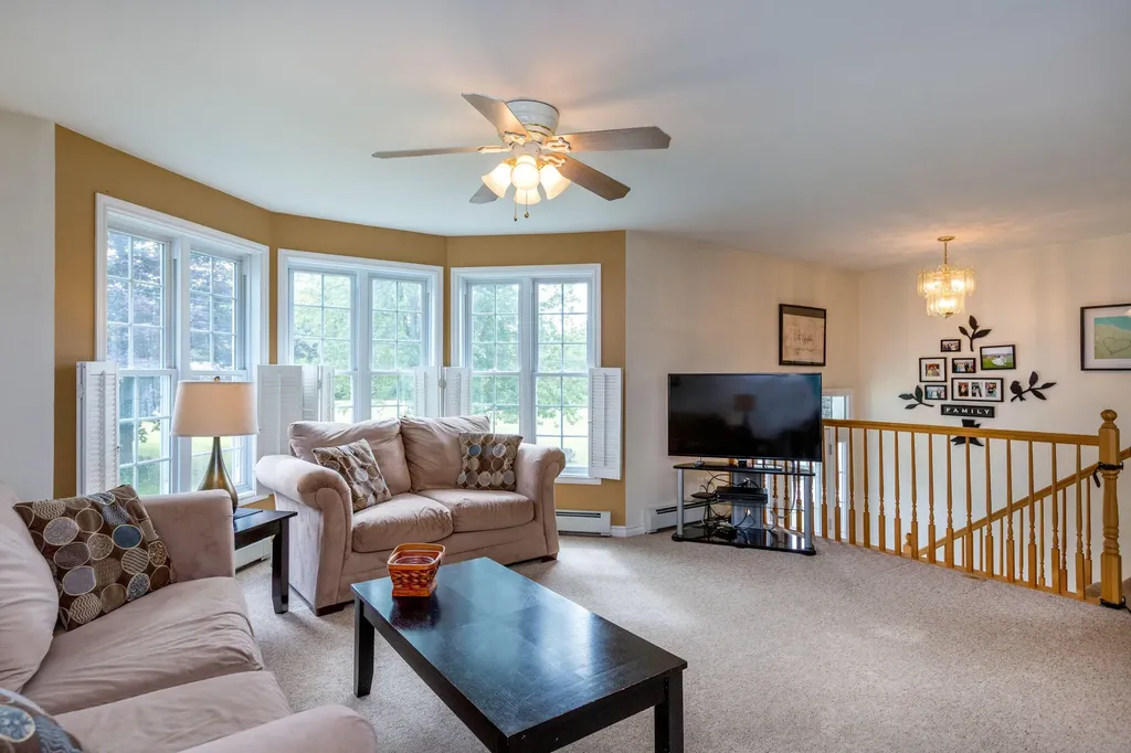 37 Olive Avenue Lewiston ME 04240