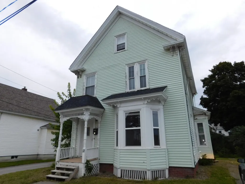 12 Brimmer Street Brewer ME 04412