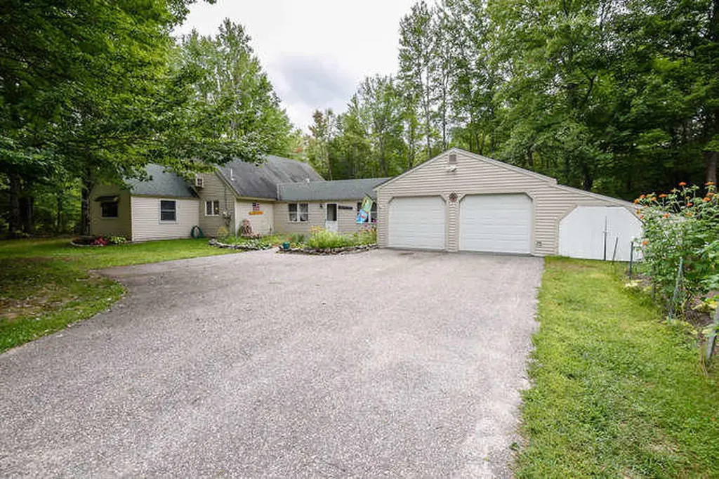 14 Whispering Pine Drive Limington ME 04049